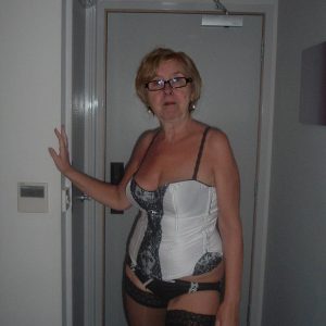 Chaleur estivale et désirs brûlants Claudette - rencontre-Cougar-Asnières-sur-Seine